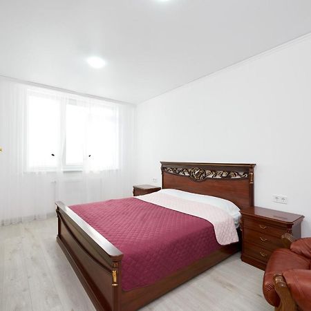 Apartament Квартира Для Вас! Вул. Голинського, 8! Lwów Zewnętrze zdjęcie