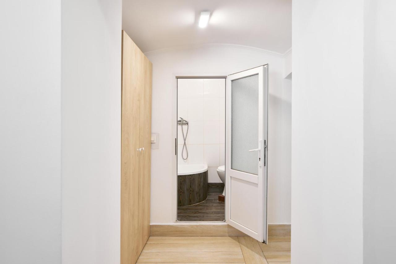 Apartament Квартира Для Вас! Вул. Голинського, 8! Lwów Zewnętrze zdjęcie
