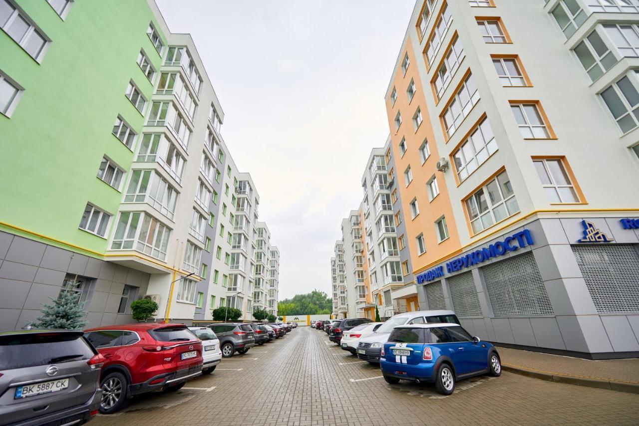 Apartament Квартира Для Вас! Вул. Голинського, 8! Lwów Zewnętrze zdjęcie