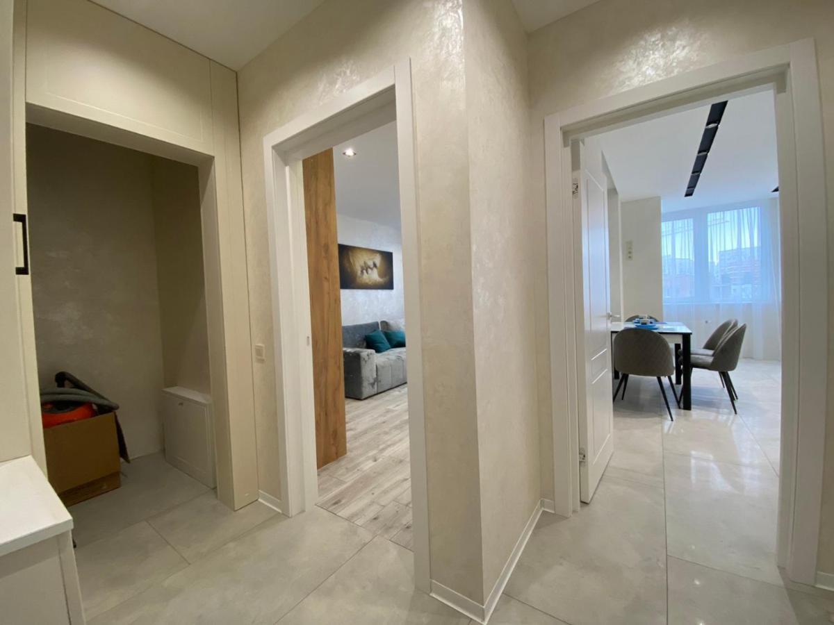 Apartament Квартира Для Вас! Вул. Голинського, 8! Lwów Zewnętrze zdjęcie